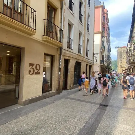 32 De Agosto 3* San Sebastián