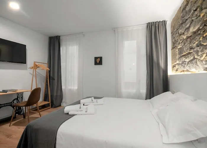 32 De Agosto 3* Saint-Sébastien